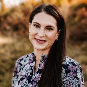 Meet your Posher, Marika